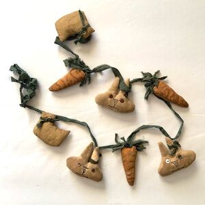 Primitive Style Easter Garland Spring Bunny Rabbit Carrot Fabric Handmade 66”